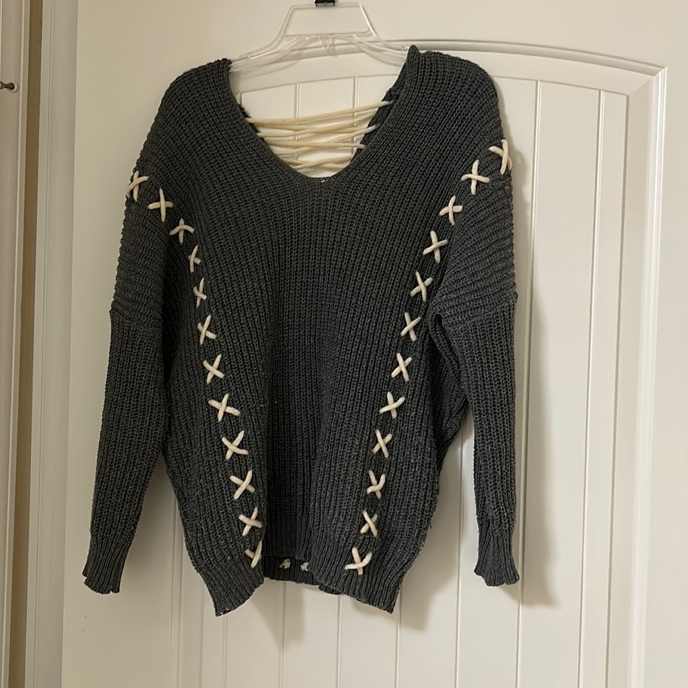 Entro sweater